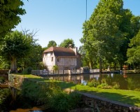 Overseas House Party and Self-catering Membership